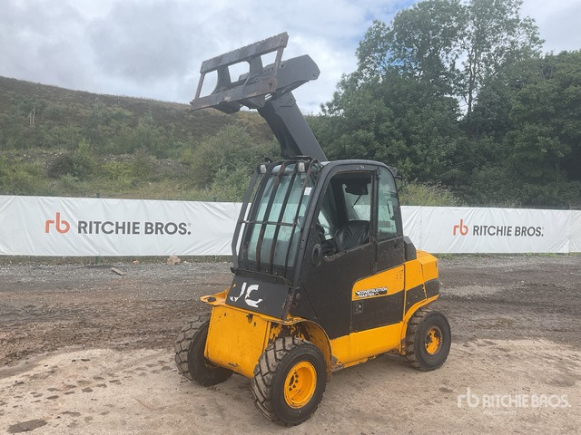 Телескопический погрузчик 2020 JCB TLT35D Telehandler: фото 1