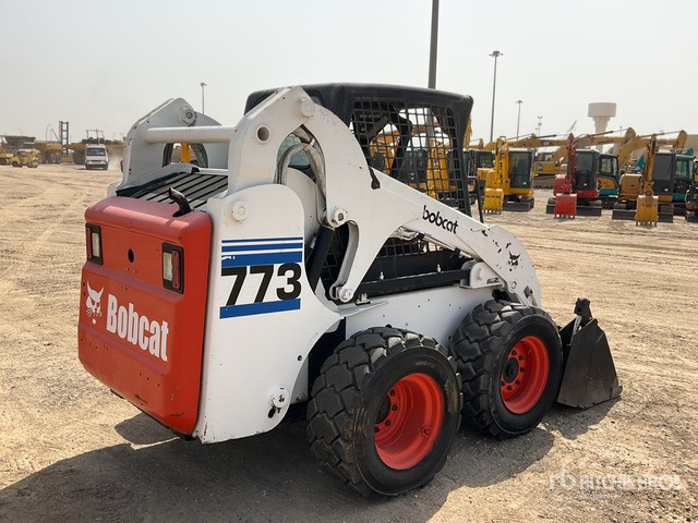 2001 Bobcat 773 - Мини-погрузчик с бортовым поворотом: фото 3 2001 Bobcat 773 - Мини-погрузчик с бортовым поворотом: фото 3