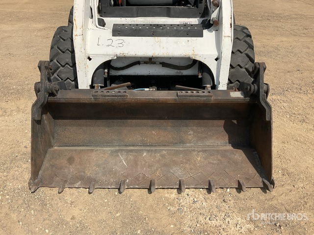 2001 Bobcat 773 - Мини-погрузчик с бортовым поворотом: фото 5 2001 Bobcat 773 - Мини-погрузчик с бортовым поворотом: фото 5