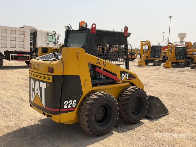 2002 Cat 226 Skid Steer Loader - Мини-погрузчик с бортовым поворотом: фото 3 2002 Cat 226 Skid Steer Loader - Мини-погрузчик с бортовым поворотом: фото 3