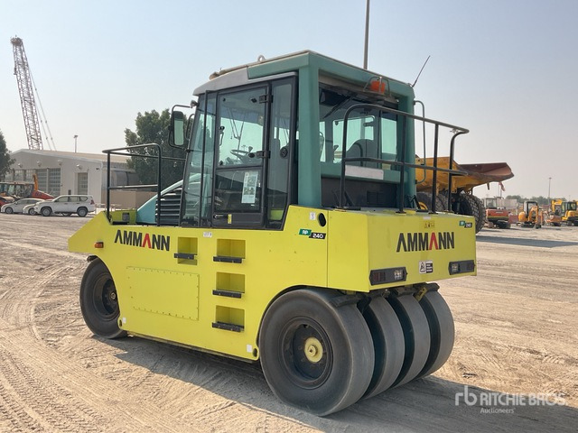 2008 Ammann AP240 8 Wheel Pneumatic Roller - Дорожный каток: фото 5 2008 Ammann AP240 8 Wheel Pneumatic Roller - Дорожный каток: фото 5
