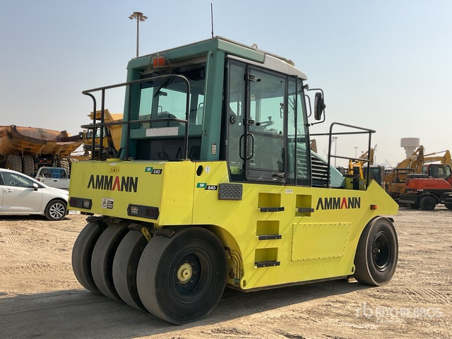 2008 Ammann AP240 8 Wheel Pneumatic Roller - Дорожный каток: фото 3 2008 Ammann AP240 8 Wheel Pneumatic Roller - Дорожный каток: фото 3