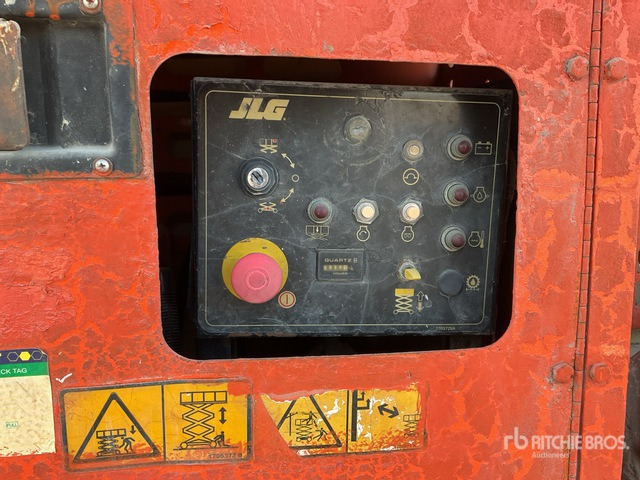 2008 JLG 260MRT 4x4 Diesel Scissor Lift - Ножничный подъемник: фото 5 2008 JLG 260MRT 4x4 Diesel Scissor Lift - Ножничный подъемник: фото 5