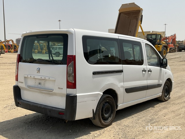 2010 Peugeot Expert Tepee - Пассажирский фургон: фото 3 2010 Peugeot Expert Tepee - Пассажирский фургон: фото 3