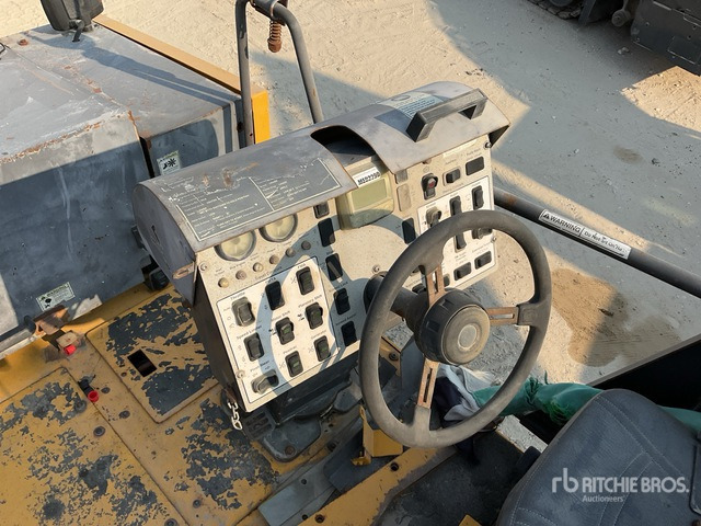 Асфальтоукладчик 2011 Volvo PF6170 Wheel Asphalt Paver: фото 6