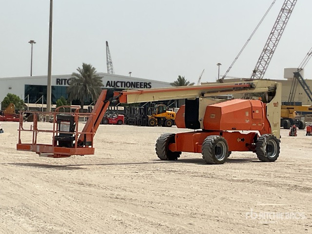 2012 JLG 800AJ 4WD Diesel Articulating Boom Lift - Коленчатый подъемник: фото 1 2012 JLG 800AJ 4WD Diesel Articulating Boom Lift - Коленчатый подъемник: фото 1