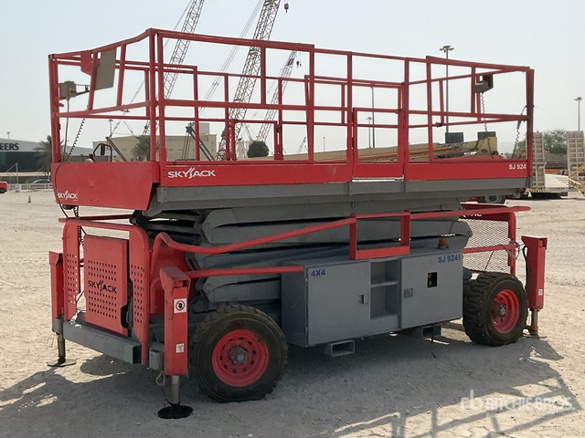 2012 Skyjack SJ9241 4x4 Diesel Scissor Lift - Ножничный подъемник: фото 1 2012 Skyjack SJ9241 4x4 Diesel Scissor Lift - Ножничный подъемник: фото 1