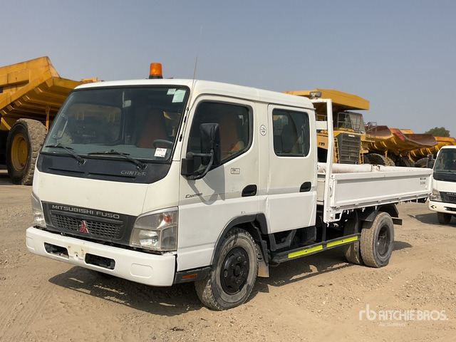 2014 Mitsubishi Canter 4x2 Crew Cab Flatbed Truck - Грузовик бортовой/ Платформа: фото 2 2014 Mitsubishi Canter 4x2 Crew Cab Flatbed Truck - Грузовик бортовой/ Платформа: фото 2
