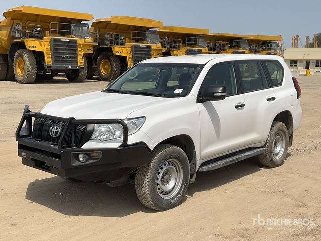 2018 Toyota Prado 150L 4x4 SUV - Внедорожник: фото 1 2018 Toyota Prado 150L 4x4 SUV - Внедорожник: фото 1