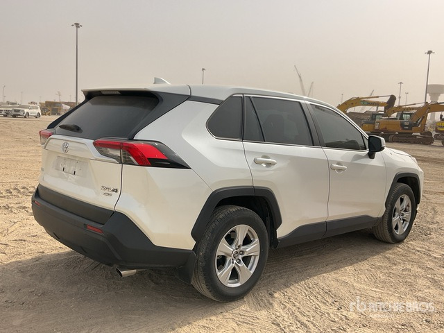 2019 Toyota RAV4 4WD SUV - Внедорожник: фото 5 2019 Toyota RAV4 4WD SUV - Внедорожник: фото 5