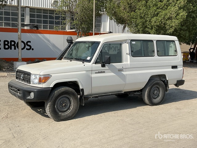 2020 Toyota Land Cruiser 78L 4x4 SUV - Внедорожник: фото 1 2020 Toyota Land Cruiser 78L 4x4 SUV - Внедорожник: фото 1