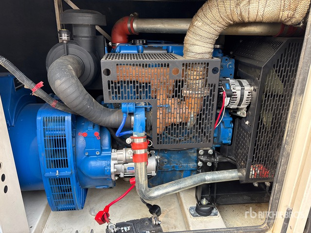 2021 FG Wilson P110-3 110 kVA Skid-Mounted Generator Set - Электрогенератор: фото 5 2021 FG Wilson P110-3 110 kVA Skid-Mounted Generator Set - Электрогенератор: фото 5