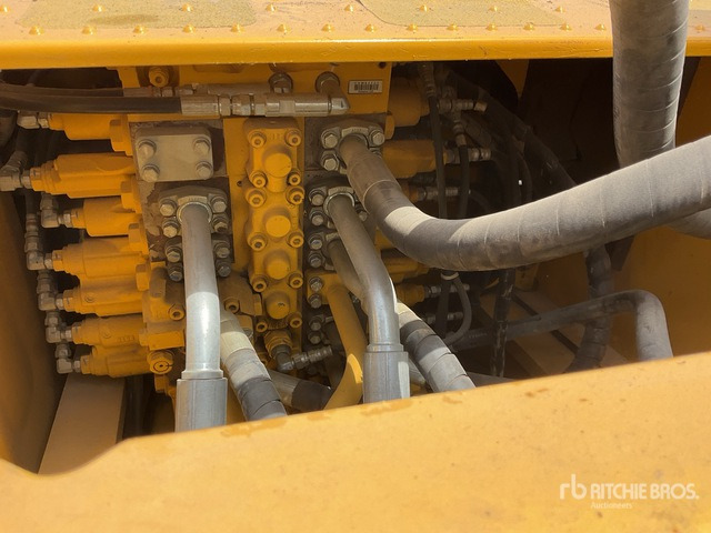 2022 Komatsu PC210LC-10M0 - Гусеничный экскаватор: фото 5 2022 Komatsu PC210LC-10M0 - Гусеничный экскаватор: фото 5