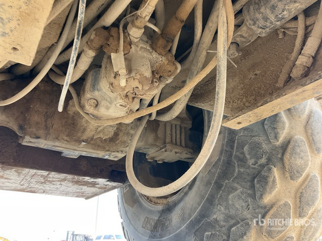 Bomag BW211D-40 Smooth Drum Compactor - Компактор: фото 5 Bomag BW211D-40 Smooth Drum Compactor - Компактор: фото 5