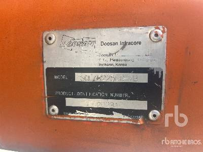 DOOSAN 225LC-7B - Гусеничный экскаватор: фото 1 DOOSAN 225LC-7B - Гусеничный экскаватор: фото 1