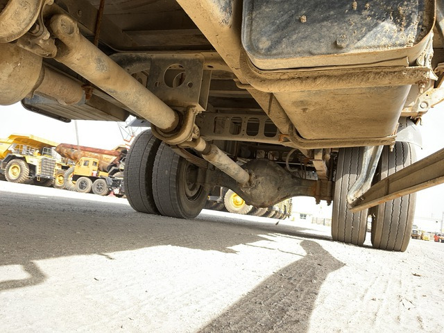 Mitsubishi KK-FK71HJ - Грузовик бортовой/ Платформа, Автоманипулятор: фото 5 Mitsubishi KK-FK71HJ - Грузовик бортовой/ Платформа, Автоманипулятор: фото 5