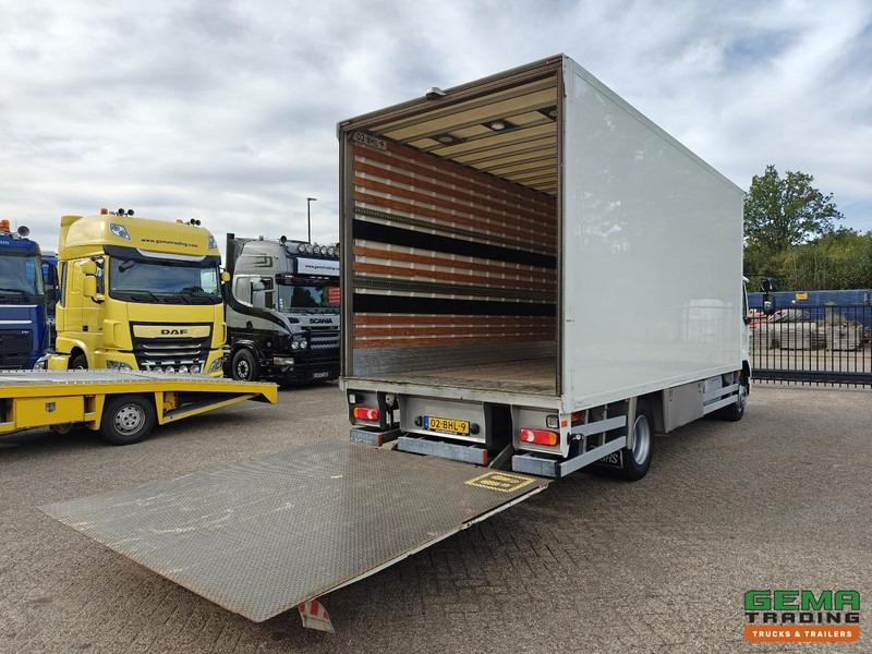 DAF LF 250 FA 4x2 Dagcab Euro6 - GeslotenBak 6.0m + Laadklep 2500KG - Navi - Standkachel - Bak NieuwGespoten - Грузовик с закрытым кузовом: фото 2 DAF LF 250 FA 4x2 Dagcab Euro6 - GeslotenBak 6.0m + Laadklep 2500KG - Navi - Standkachel - Bak NieuwGespoten - Грузовик с закрытым кузовом: фото 2