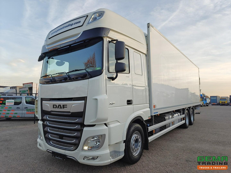 DAF XF 450 FAS 6x2 Superspacecab Euro6 - Koel-VriesBak 9.5m + Carrier Supra 1250Mt + Laadklep 2500kg - 331.000km Origineel! - Рефрижератор: фото 1 DAF XF 450 FAS 6x2 Superspacecab Euro6 - Koel-VriesBak 9.5m + Carrier Supra 1250Mt + Laadklep 2500kg - 331.000km Origineel! - Рефрижератор: фото 1