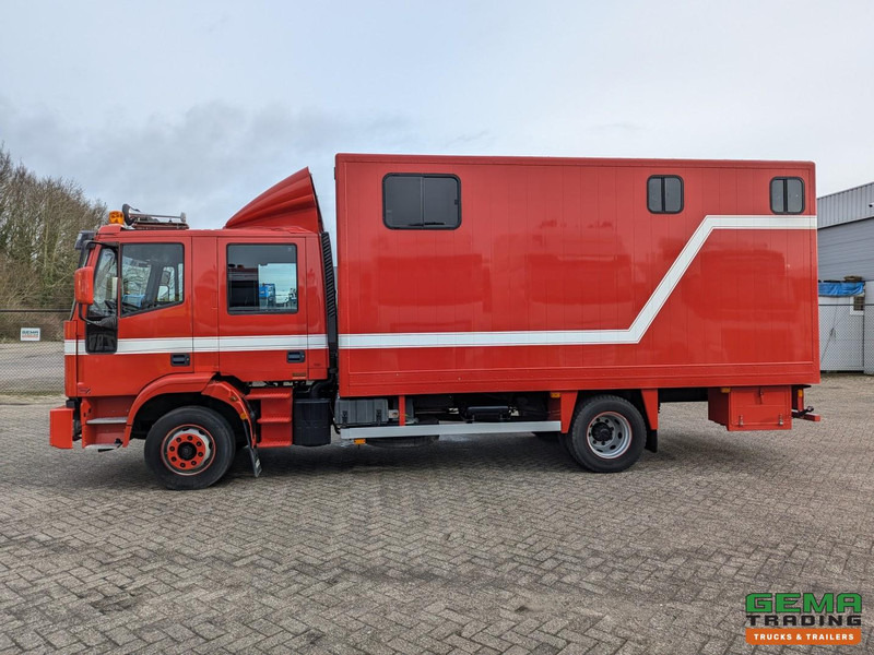 Iveco Tector ML120E24D 4x2 Euro3 DubbelCabine - Paardenwagen 3-Paards - Kleedruimte - Hydraulische klep- TOP! в лизинг Iveco Tector ML120E24D 4x2 Euro3 DubbelCabine - Paardenwagen 3-Paards - Kleedruimte - Hydraulische klep- TOP!: фото 14 Iveco Tector ML120E24D 4x2 Euro3 DubbelCabine - Paardenwagen 3-Paards - Kleedruimte - Hydraulische klep- TOP! в лизинг Iveco Tector ML120E24D 4x2 Euro3 DubbelCabine - Paardenwagen 3-Paards - Kleedruimte - Hydraulische klep- TOP!: фото 14
