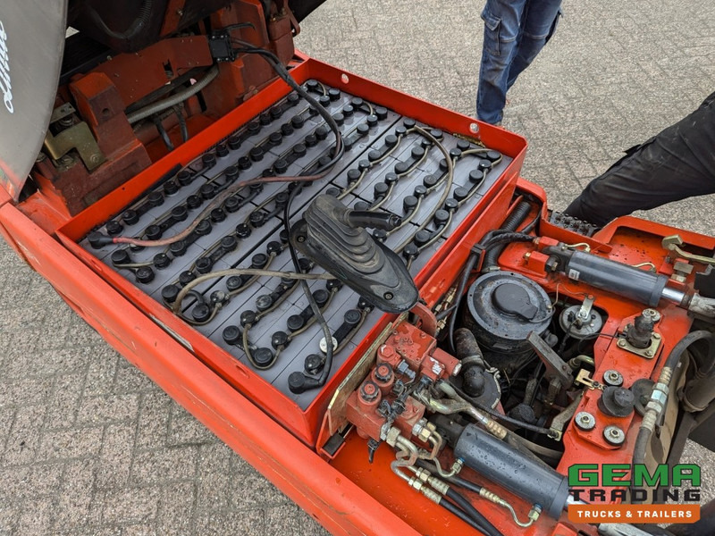 Электропогрузчик Linde E30 02 - 4058 uur - Duplex Mast - Volrubber Banden - Eurotron 80V-80A Oplader (M34): фото 6