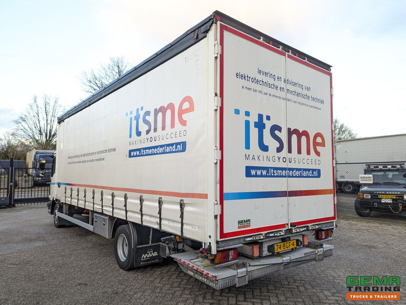 MAN TGL 12.220 4x2 Daycab Euro6 - SchuifzeilenBak 7.2M + Laadklep 2000kg - Rongpotten - Zijdeuren - Тентованный грузовик: фото 3 MAN TGL 12.220 4x2 Daycab Euro6 - SchuifzeilenBak 7.2M + Laadklep 2000kg - Rongpotten - Zijdeuren - Тентованный грузовик: фото 3