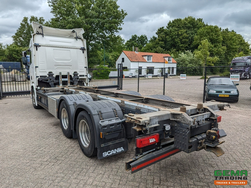 Scania R500 6x2 CR20N Euro6 - Retarder - BDF systeem - Dubbele tanks - Vangmuil - Грузовик-контейнеровоз/ Сменный кузов: фото 3 Scania R500 6x2 CR20N Euro6 - Retarder - BDF systeem - Dubbele tanks - Vangmuil - Грузовик-контейнеровоз/ Сменный кузов: фото 3