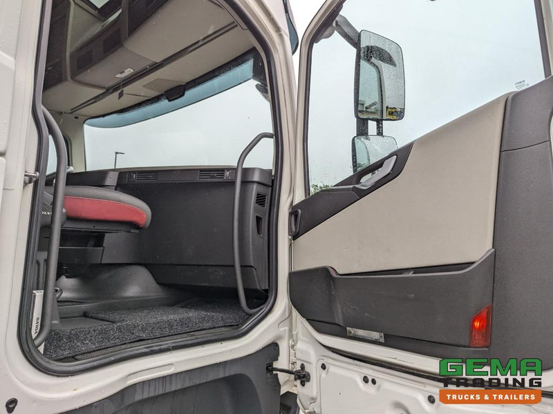 Тягач Volvo FH420 4x2 Euro6 FH420 4x2 Globetrotter Euro6 - XLOW / Mega - VEB+ - Double Tanks - Air Suspension: фото 12