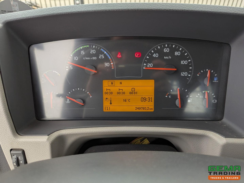 Портальный бункеровоз Volvo FL240 4x2 Dagcab Euro6 - JOAB PortaalSysteem 8T - Afstandsbediening - Webasto: фото 16 Портальный бункеровоз Volvo FL240 4x2 Dagcab Euro6 - JOAB PortaalSysteem 8T - Afstandsbediening - Webasto: фото 16