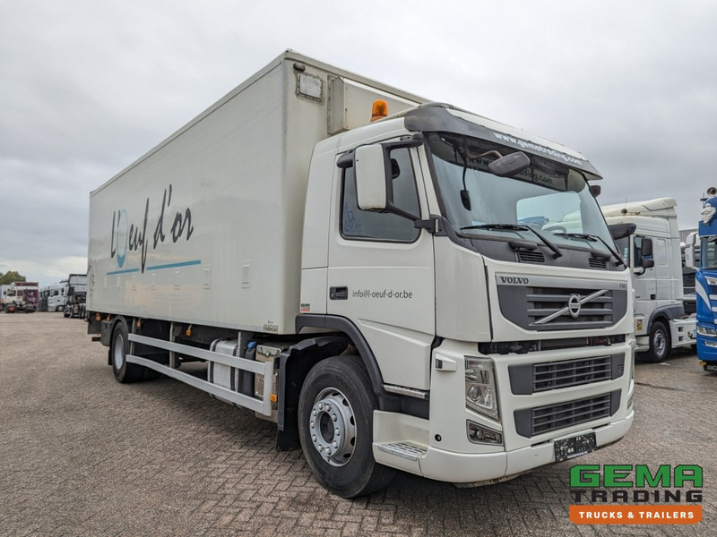 Volvo FM330 4x2 Daycab Euro5 KuikenBak 8.2m + Webasto Heater + Dhollandia 2000KG (V799) - Рефрижератор: фото 4 Volvo FM330 4x2 Daycab Euro5 KuikenBak 8.2m + Webasto Heater + Dhollandia 2000KG (V799) - Рефрижератор: фото 4