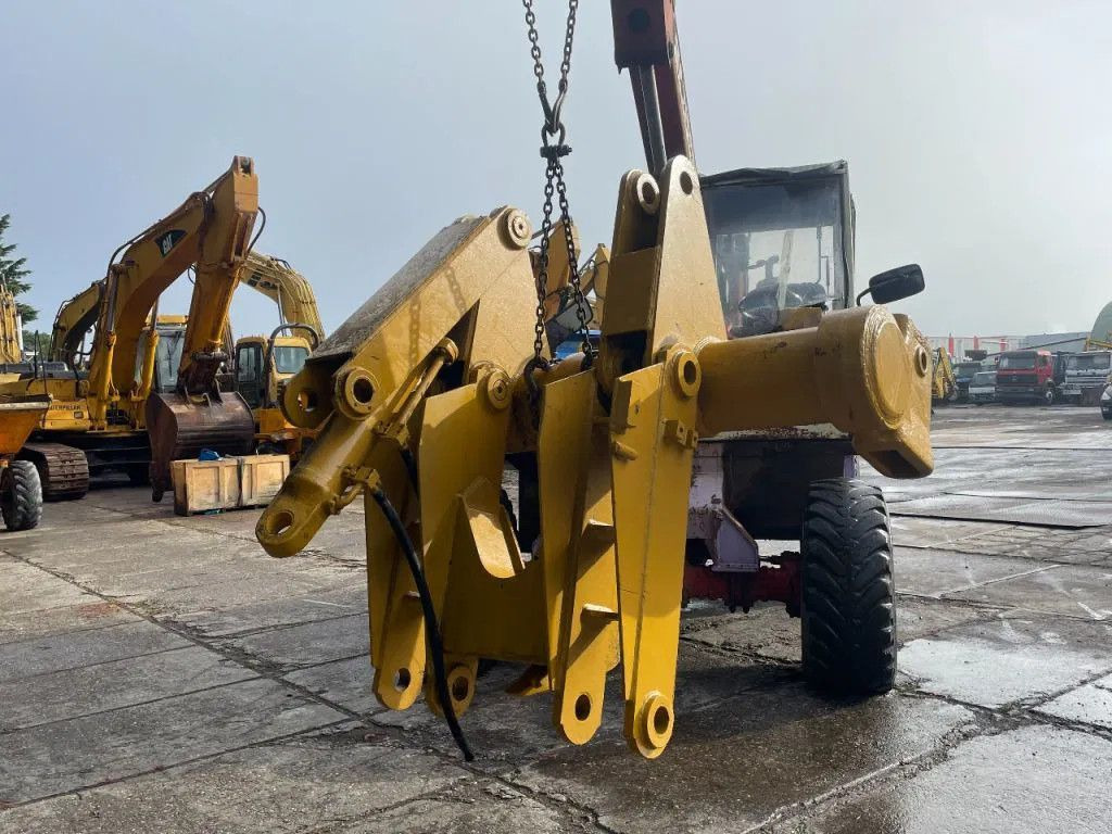 CAT Caterpillar Ripper compatible with D7R and D7H R CAT Ripper compatible with D7R and D7H Ripper compat - Рыхлитель для Строительной техники: фото 4 CAT Caterpillar Ripper compatible with D7R and D7H R CAT Ripper compatible with D7R and D7H Ripper compat - Рыхлитель для Строительной техники: фото 4