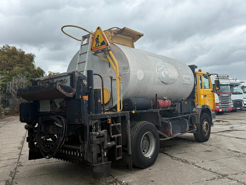Renault G260 4X2 ACMAR Bitumen Sprayer 10.000L Spring/Spring Manual Gear - Грузовик: фото 5 Renault G260 4X2 ACMAR Bitumen Sprayer 10.000L Spring/Spring Manual Gear - Грузовик: фото 5