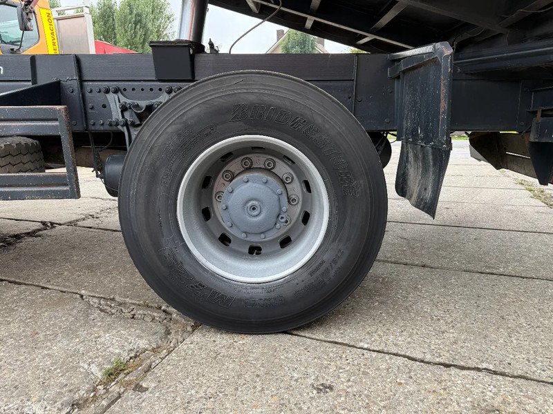 Mercedes-Benz Actros 1831 V6 4X2 Tipper + crane EPS Manual Gearbox 3 peddal - Самосвал, Автоманипулятор: фото 5 Mercedes-Benz Actros 1831 V6 4X2 Tipper + crane EPS Manual Gearbox 3 peddal - Самосвал, Автоманипулятор: фото 5