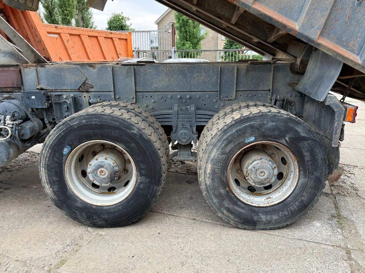 Mercedes-Benz Actros 4140 V6 8X4 Tipper Spring/Spring Manual G - Самосвал: фото 4 Mercedes-Benz Actros 4140 V6 8X4 Tipper Spring/Spring Manual G - Самосвал: фото 4