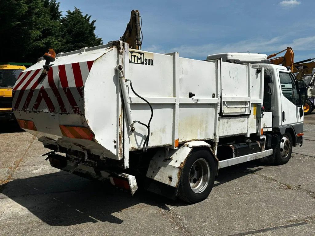Mitsubishi Canter GARBAGE TRUCK SPRING/SPRING MANUAL GEARBO - Мусоровоз: фото 3 Mitsubishi Canter GARBAGE TRUCK SPRING/SPRING MANUAL GEARBO - Мусоровоз: фото 3