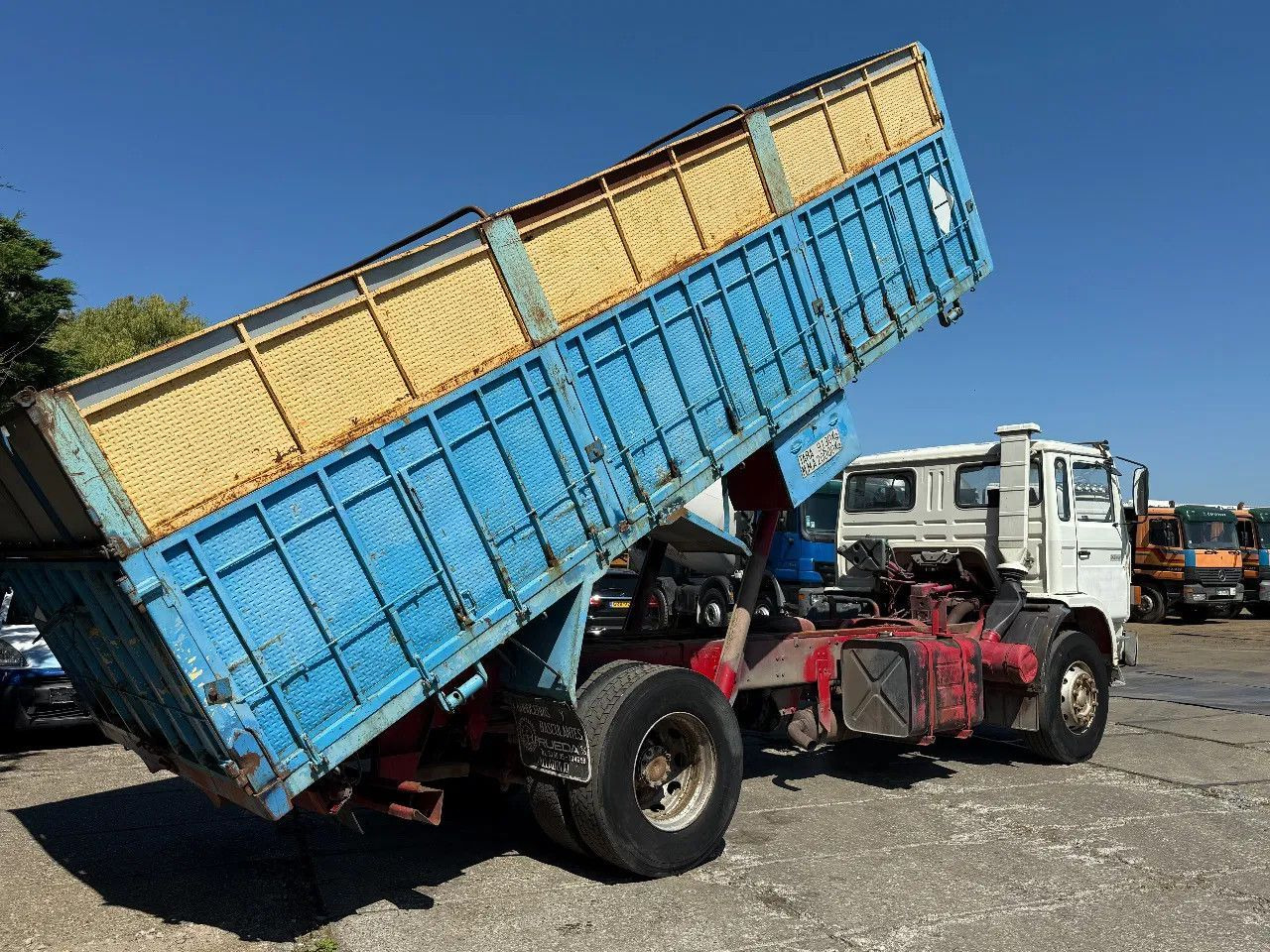 Renault G230 4X2 Tipper Spring/Spring Manual Gearbox - Самосвал: фото 4 Renault G230 4X2 Tipper Spring/Spring Manual Gearbox - Самосвал: фото 4