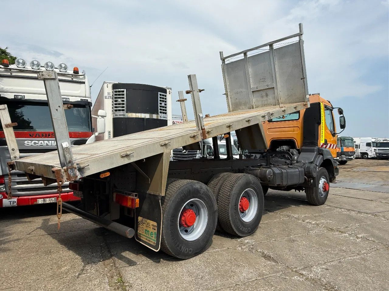 Renault Kerax 400 6X6 Tipper Spring/spring ZF Man Gear E - Самосвал: фото 4 Renault Kerax 400 6X6 Tipper Spring/spring ZF Man Gear E - Самосвал: фото 4