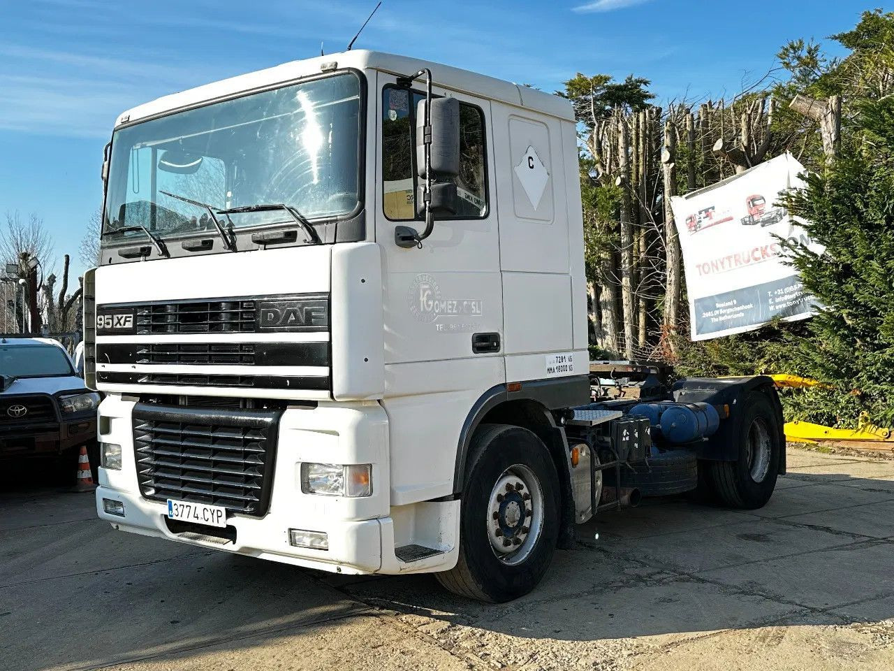 DAF XF 95.380 4X2 Tractor-unit Spring/Air ZF Manual DAF XF 95.380 4X2 Tractor-unit Spring/Air ZF Manual - Тягач: фото 2 DAF XF 95.380 4X2 Tractor-unit Spring/Air ZF Manual DAF XF 95.380 4X2 Tractor-unit Spring/Air ZF Manual - Тягач: фото 2