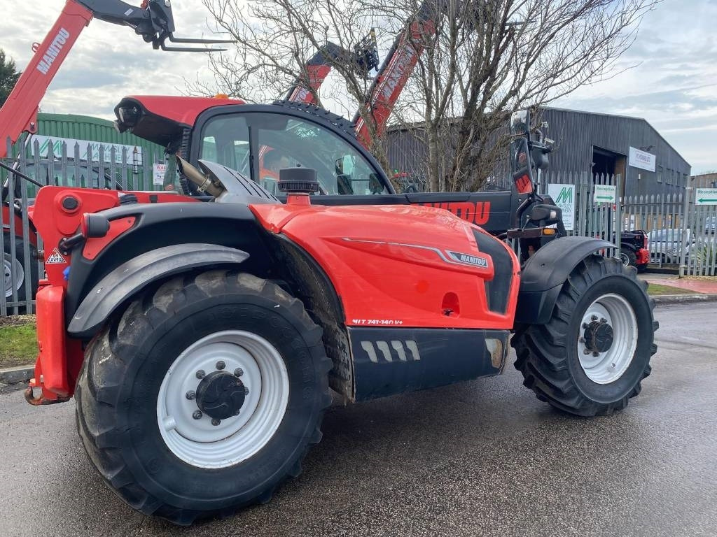 Manitou MLT 741-140V+ - Телескопический погрузчик: фото 2 Manitou MLT 741-140V+ - Телескопический погрузчик: фото 2