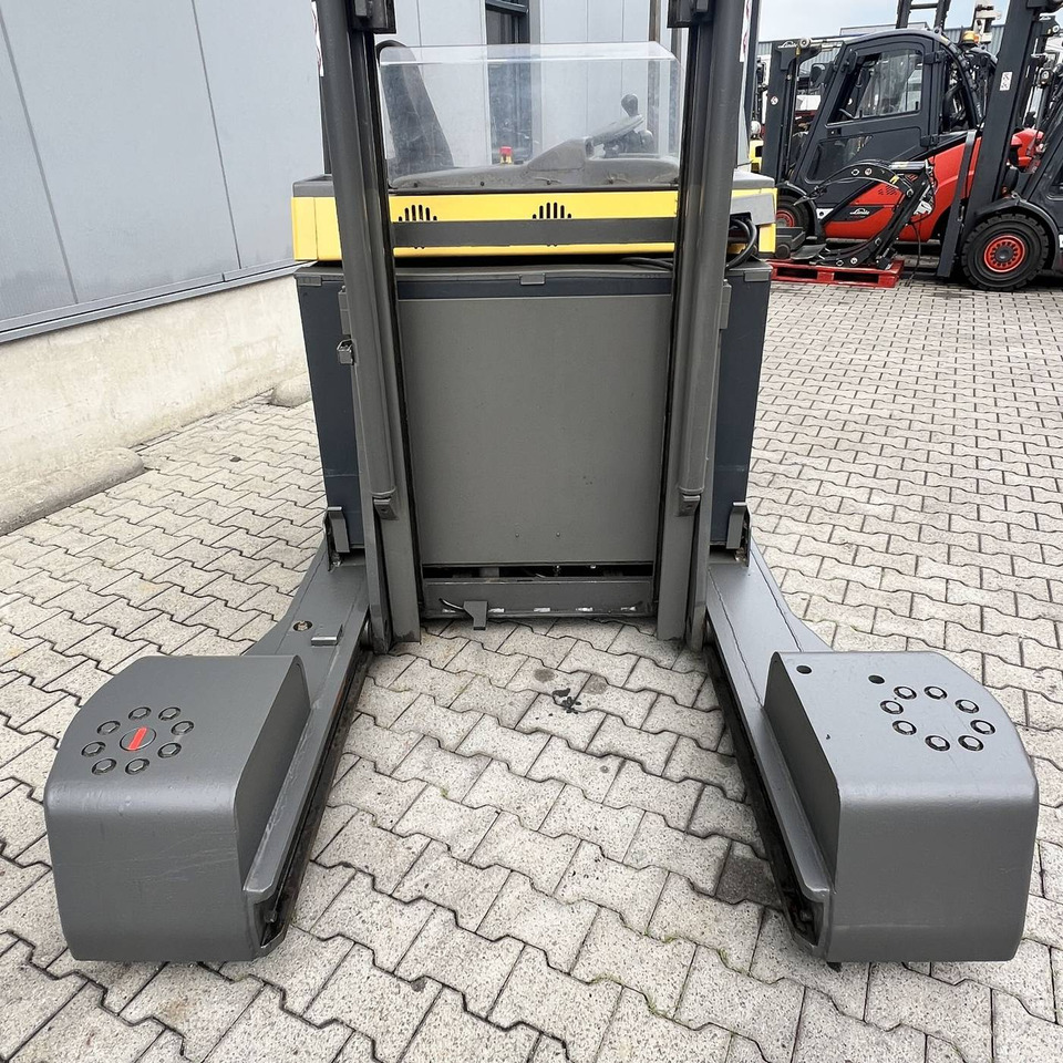 Atlet UFS250DTFVRE480 - Четырехсторонний погрузчик: фото 3 Atlet UFS250DTFVRE480 - Четырехсторонний погрузчик: фото 3