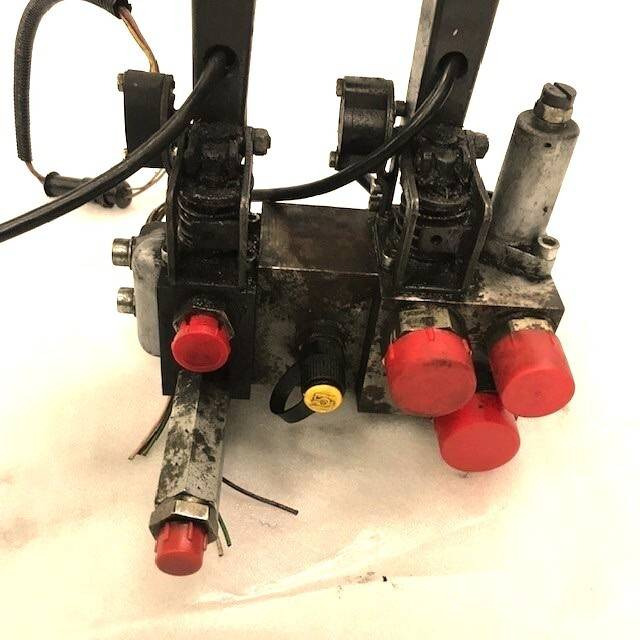 Distribution block for Still/Wagner - Гидравлический клапан для Погрузочно-разгрузочной техники: фото 2 Distribution block for Still/Wagner - Гидравлический клапан для Погрузочно-разгрузочной техники: фото 2