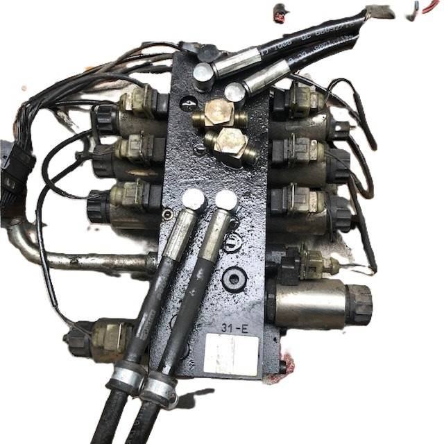 Hydraulic control valve for Still - Гидравлический клапан для Погрузочно-разгрузочной техники: фото 1 Hydraulic control valve for Still - Гидравлический клапан для Погрузочно-разгрузочной техники: фото 1