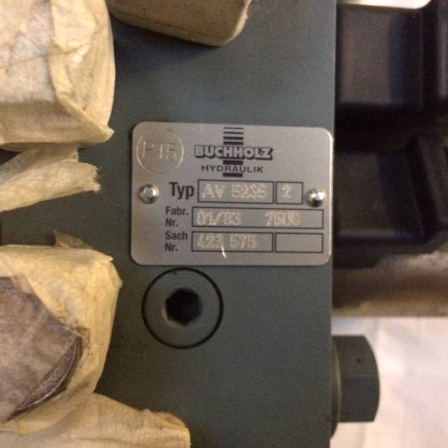 Hydraulic control valve for Still - Гидравлический клапан для Погрузочно-разгрузочной техники: фото 3 Hydraulic control valve for Still - Гидравлический клапан для Погрузочно-разгрузочной техники: фото 3