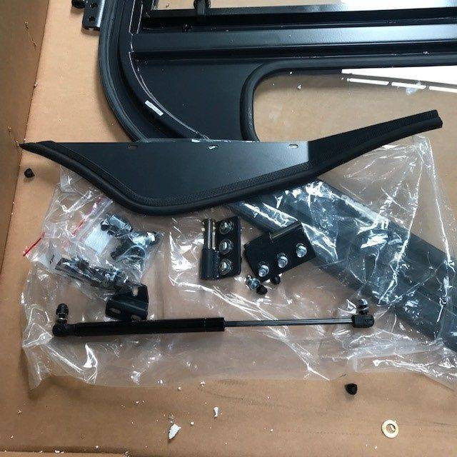 Left door for Komatsu - Дверь и запчасти для Погрузочно-разгрузочной техники: фото 5 Left door for Komatsu - Дверь и запчасти для Погрузочно-разгрузочной техники: фото 5