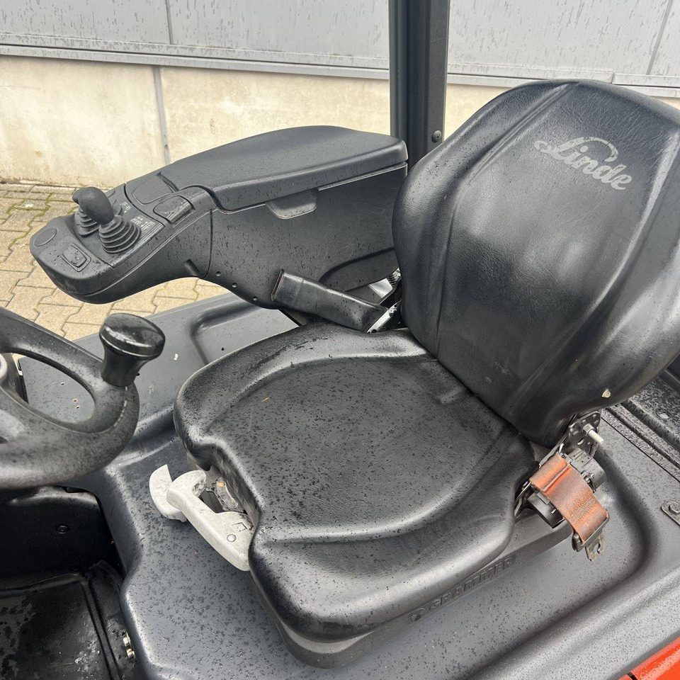 Linde E15 (386-02) EVO - Электропогрузчик: фото 4 Linde E15 (386-02) EVO - Электропогрузчик: фото 4