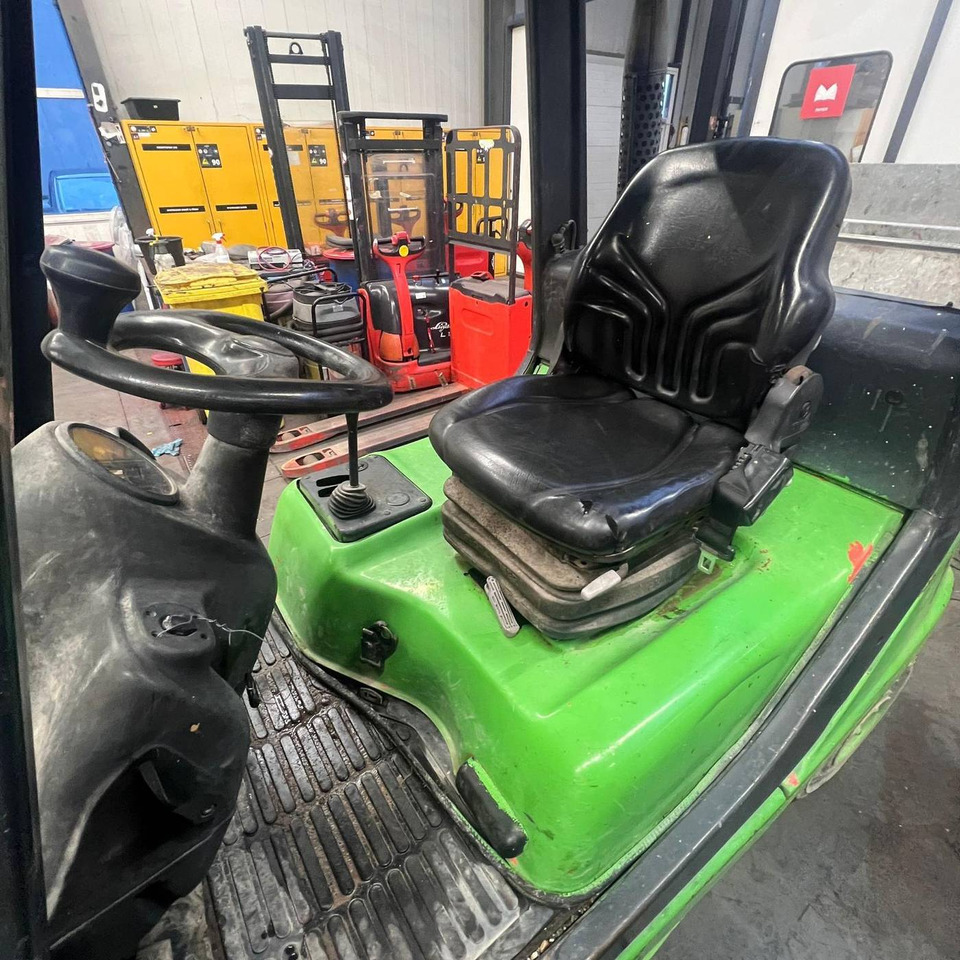 Linde H25D (351-03) - Дизельный погрузчик: фото 3 Linde H25D (351-03) - Дизельный погрузчик: фото 3