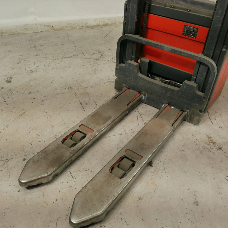 Linde L14AP (372) - Штабелер: фото 4 Linde L14AP (372) - Штабелер: фото 4