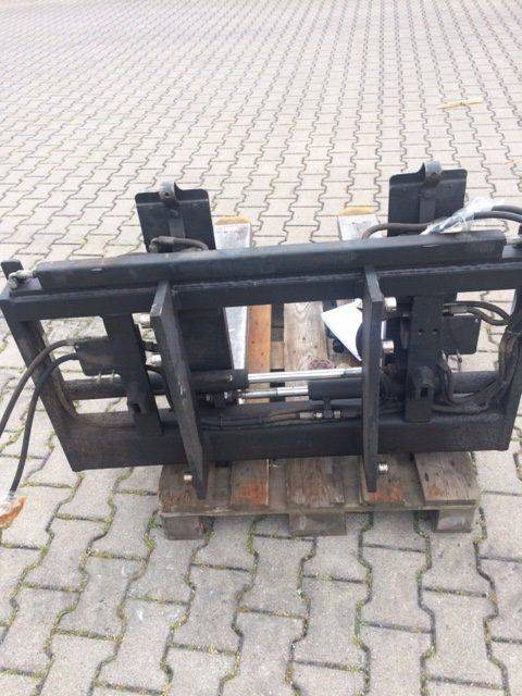 Griptech Fork positioner with Reach forks - Навесное оборудование: фото 2 Griptech Fork positioner with Reach forks - Навесное оборудование: фото 2