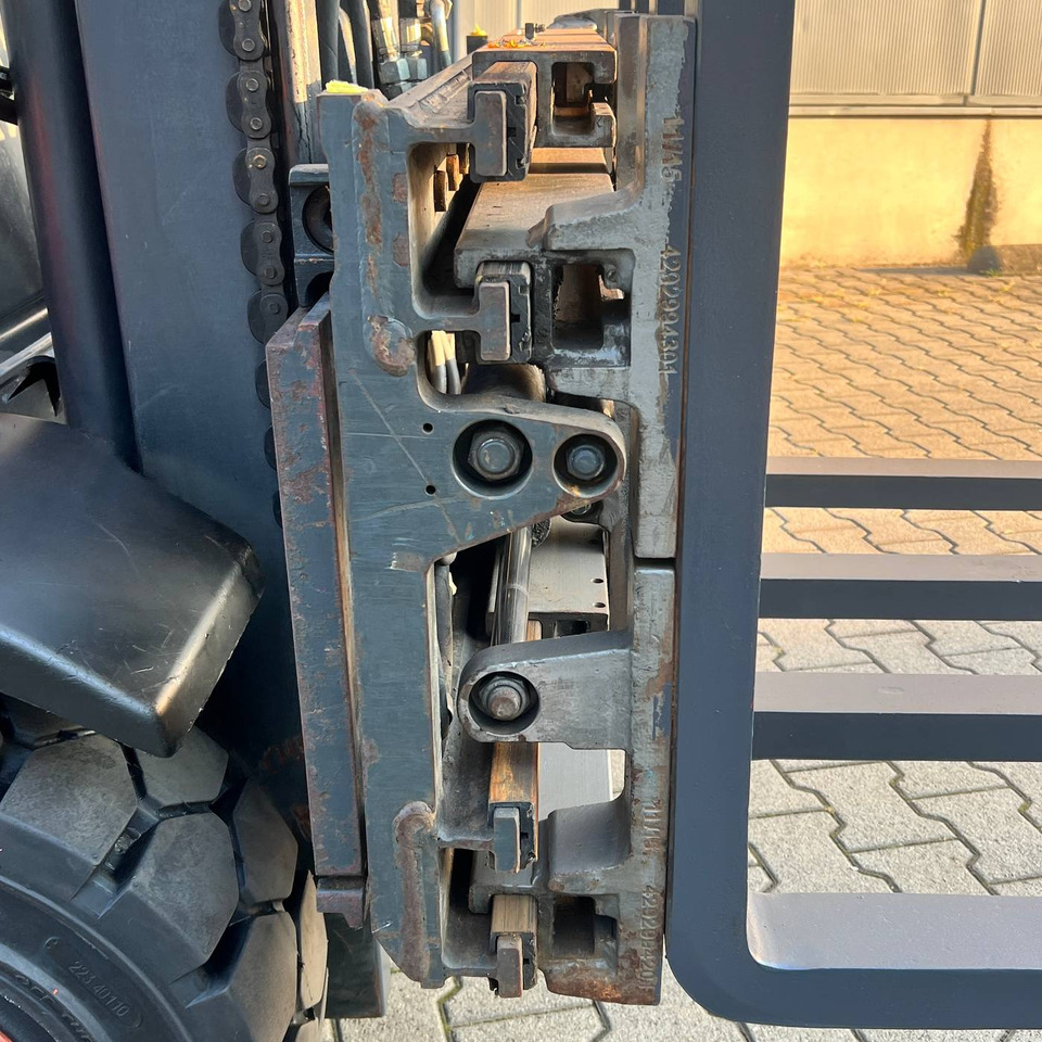 Kaup Double pallethandler with sideshift - Навесное оборудование: фото 3 Kaup Double pallethandler with sideshift - Навесное оборудование: фото 3