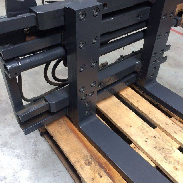 Kaup Fork positioner with separate sideshift - Навесное оборудование: фото 3 Kaup Fork positioner with separate sideshift - Навесное оборудование: фото 3