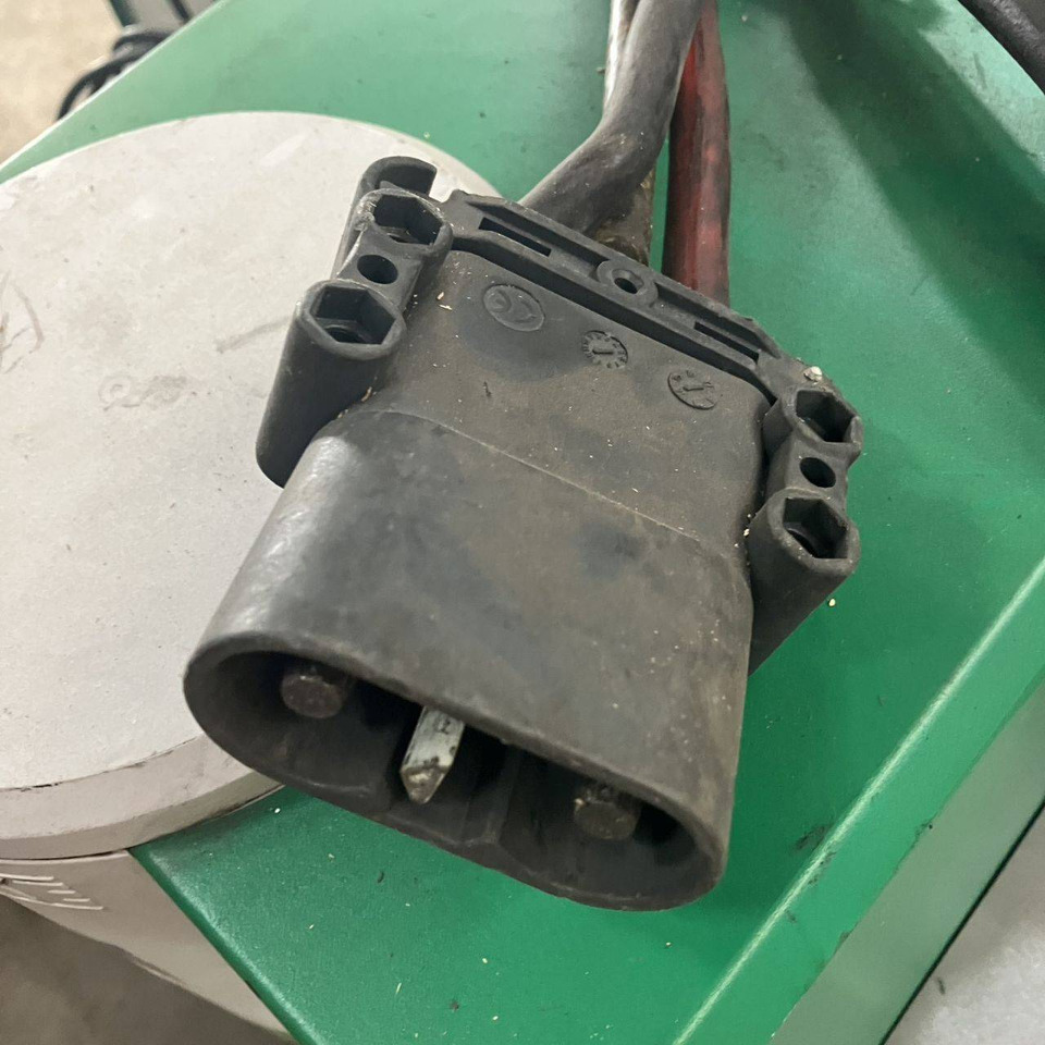 Hoppecke D400 G24/125B-F14HO-HF Trak Air - Запчасти для Погрузочно-разгрузочной техники: фото 4 Hoppecke D400 G24/125B-F14HO-HF Trak Air - Запчасти для Погрузочно-разгрузочной техники: фото 4